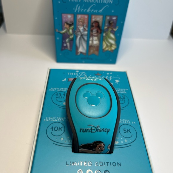 Disney Princess Half Marathon Weekend Limited Edition MagicBand - Picture 2 of 7